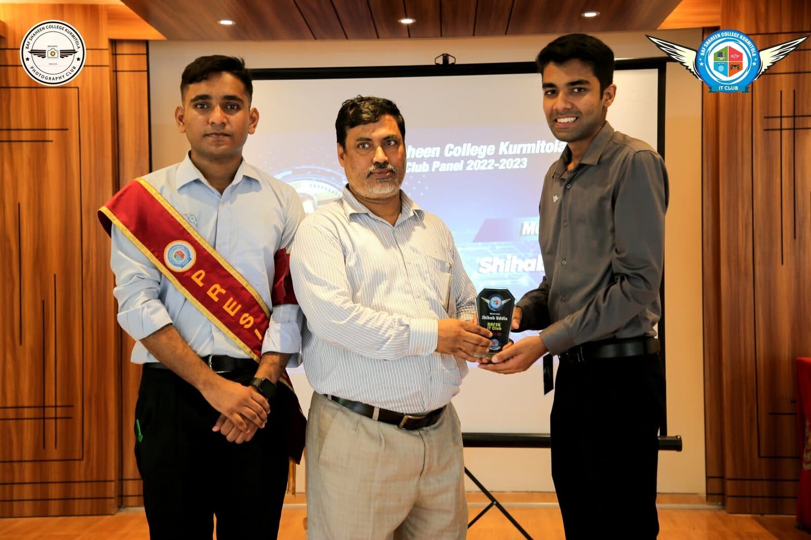 Panel handover and badge ceremony